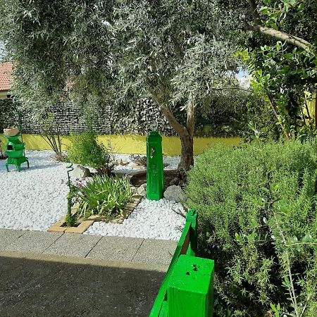 קפיטנה Artistika Golden Apartment מראה חיצוני תמונה