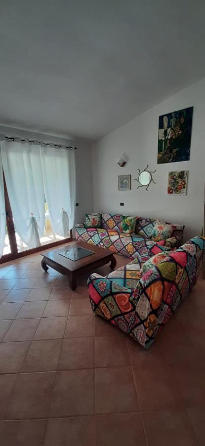 קפיטנה Artistika Golden Apartment מראה חיצוני תמונה