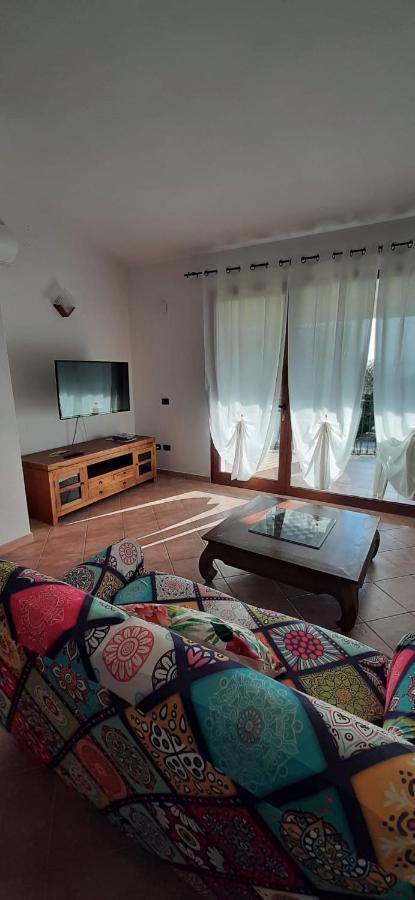 קפיטנה Artistika Golden Apartment מראה חיצוני תמונה