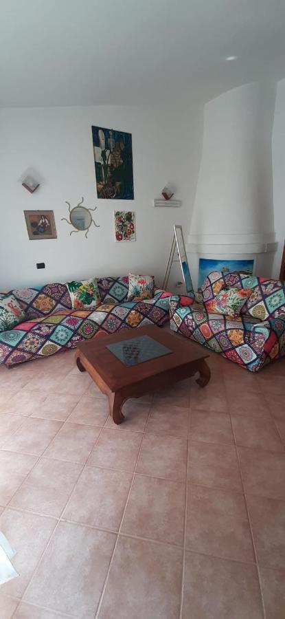 קפיטנה Artistika Golden Apartment מראה חיצוני תמונה