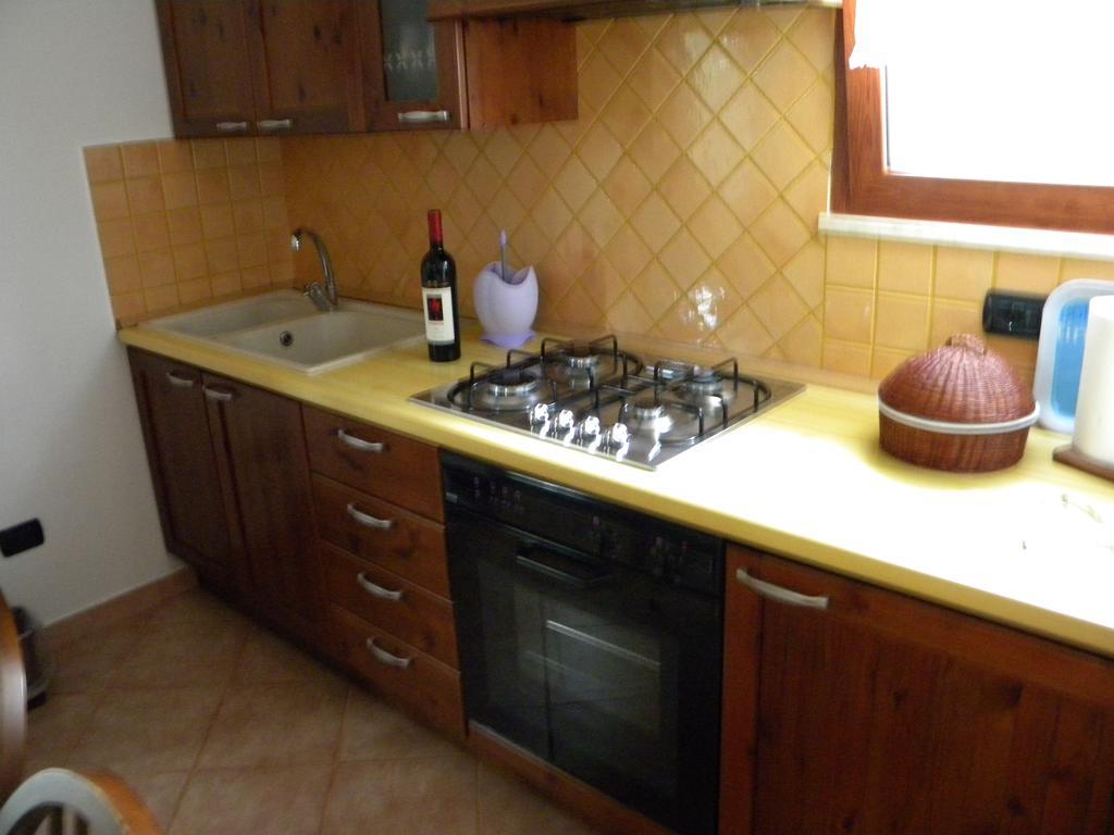 קפיטנה Artistika Golden Apartment מראה חיצוני תמונה